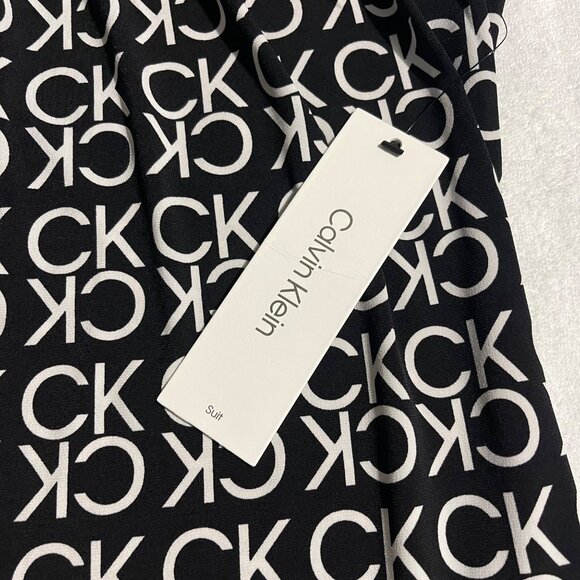 Calvin Klein Black & White Sleeveless Logo Top – Women’s Size M - Picture 4 of 11